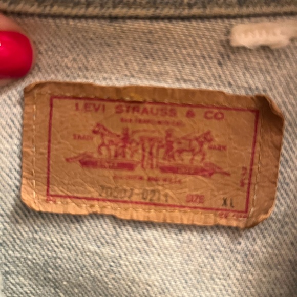 Vintage Levi’s Jean jacket - Picture 4 of 4